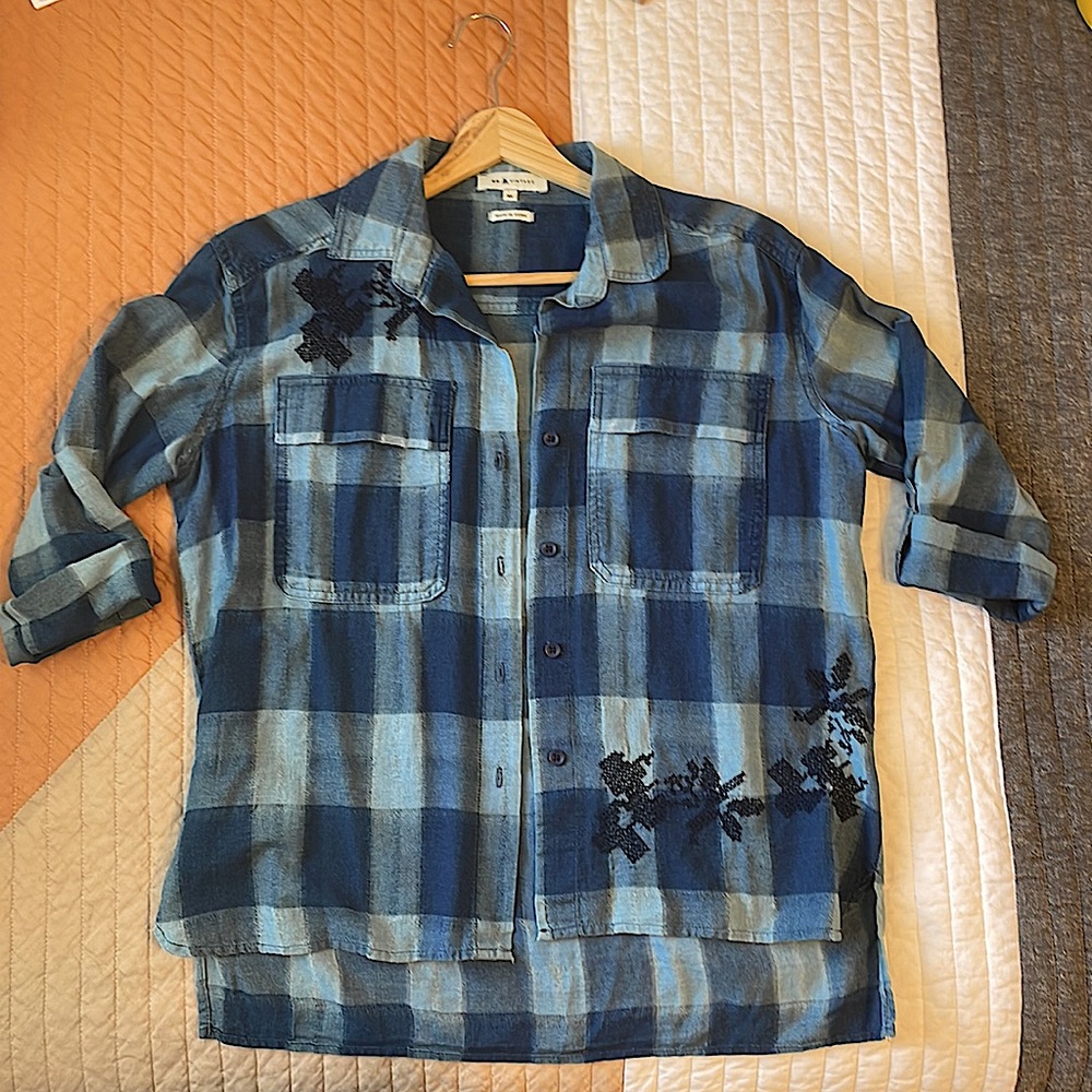 Cotton embroidered plaid shirt